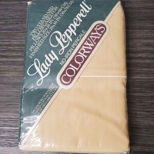 Lady Pepperell Pillowcases NOS Set of 2 No Iron USA Floral Goldenrod Standard Sz